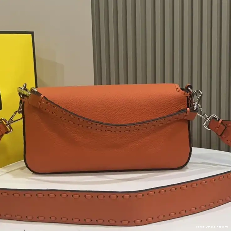 Affordable HOT Leather Baguette In Romano Selleria Medium Cuoio Orange Bag Fendi 0706